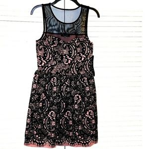 NWT Trixxi Black & Dusty Rose Fit & Flare Dress: M Best Offer